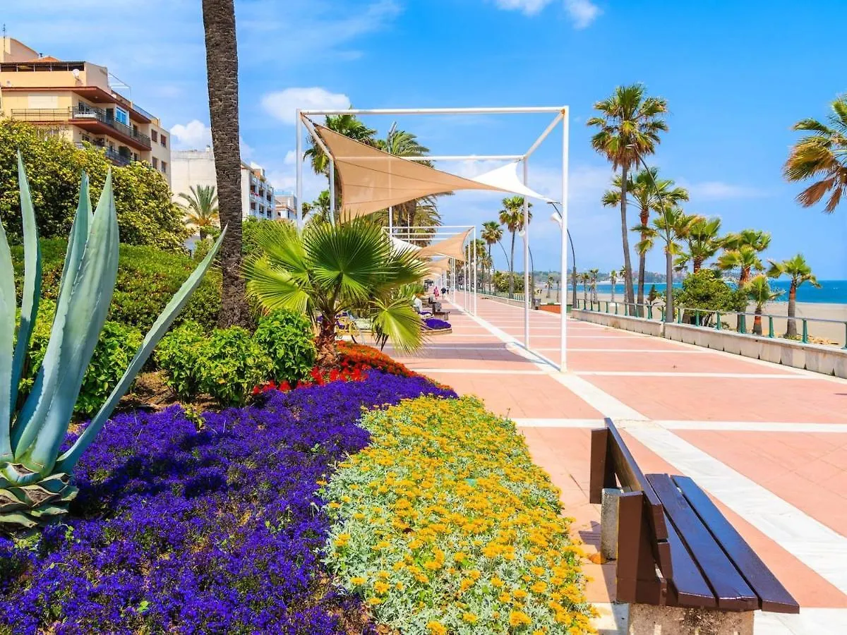 The Lol@S Center Apartamento Estepona